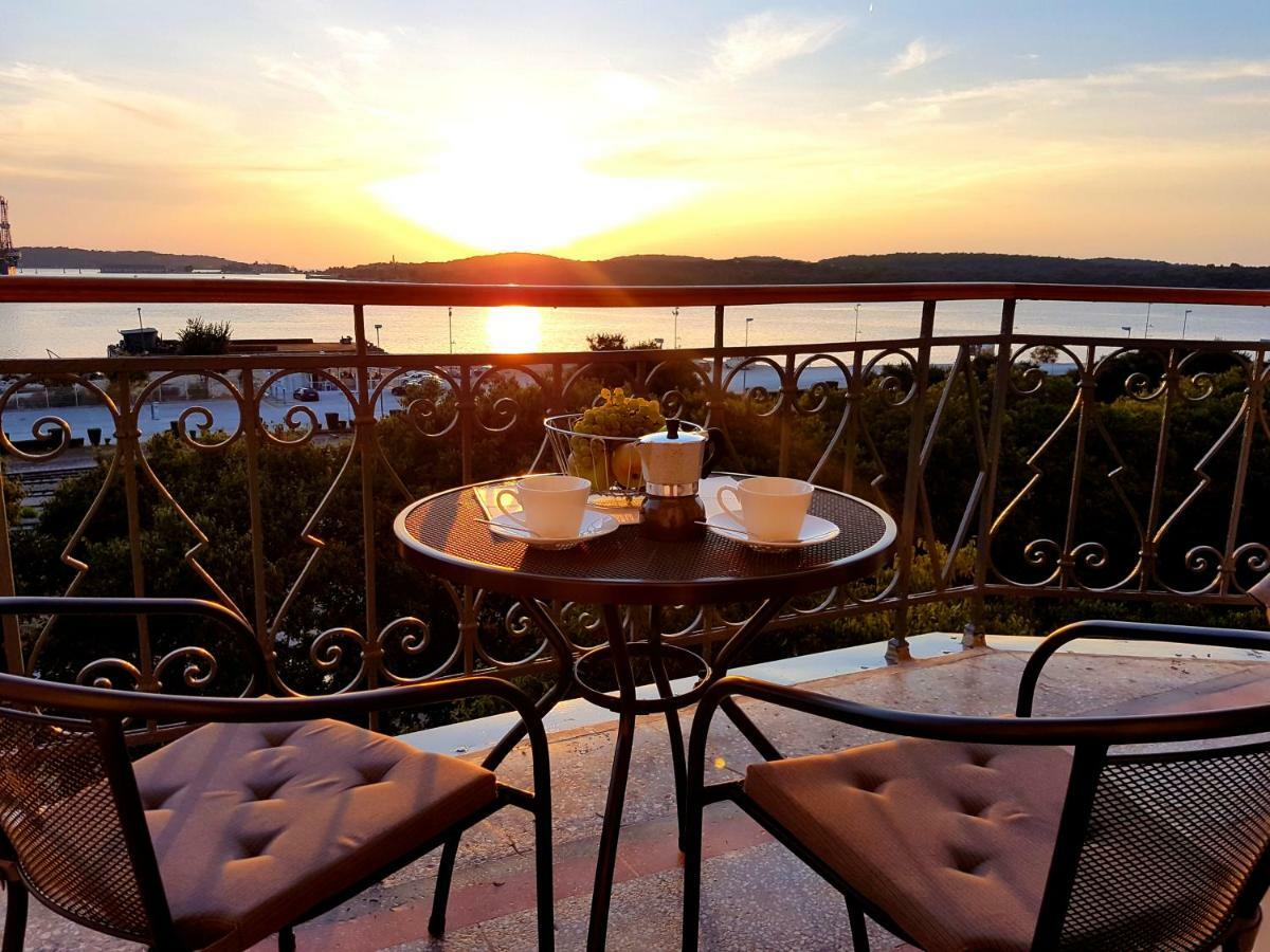 PUY App Obrovac In The Centre - With Amazing Sea View! 아파트 외부 사진